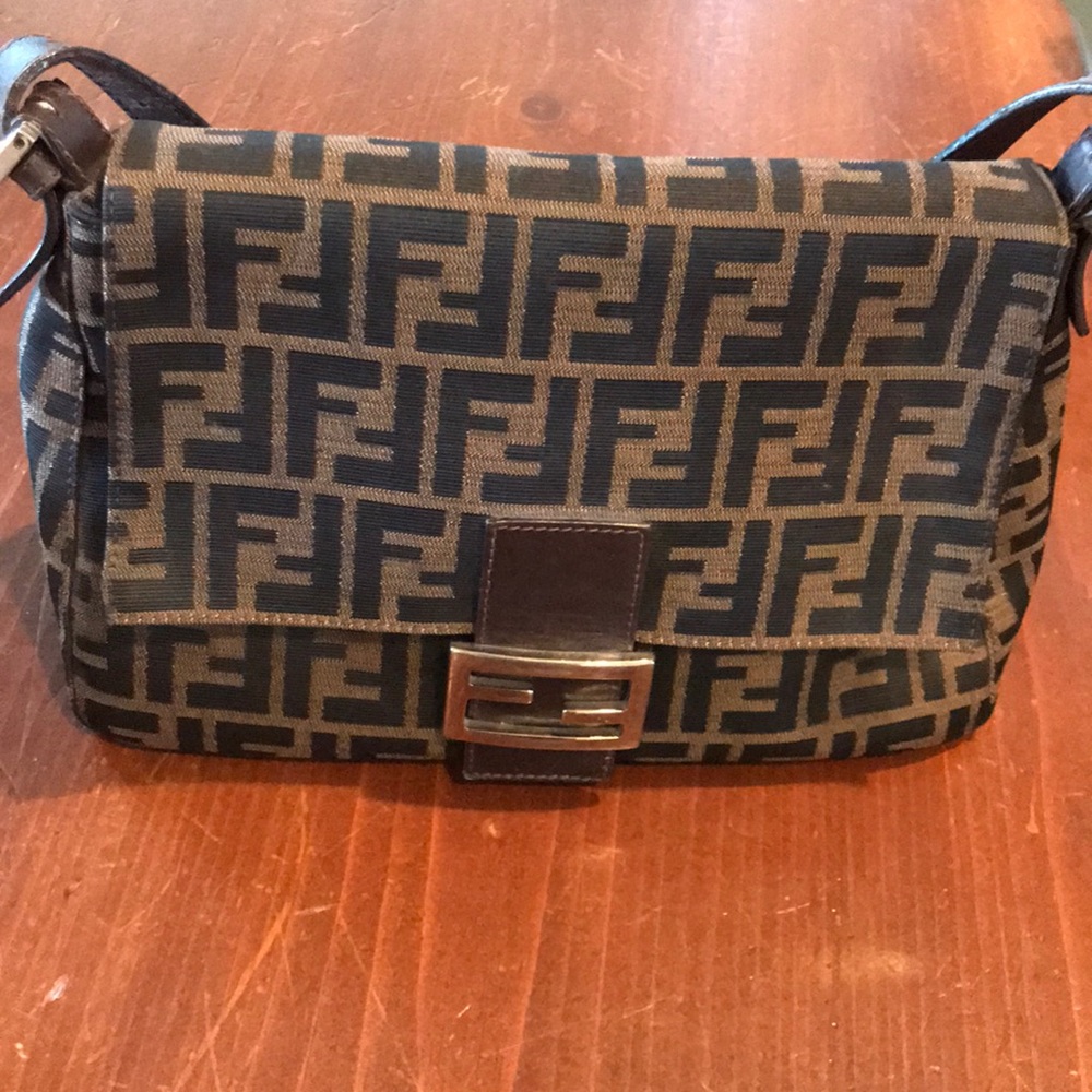 Vintage Original Fendi Baguette